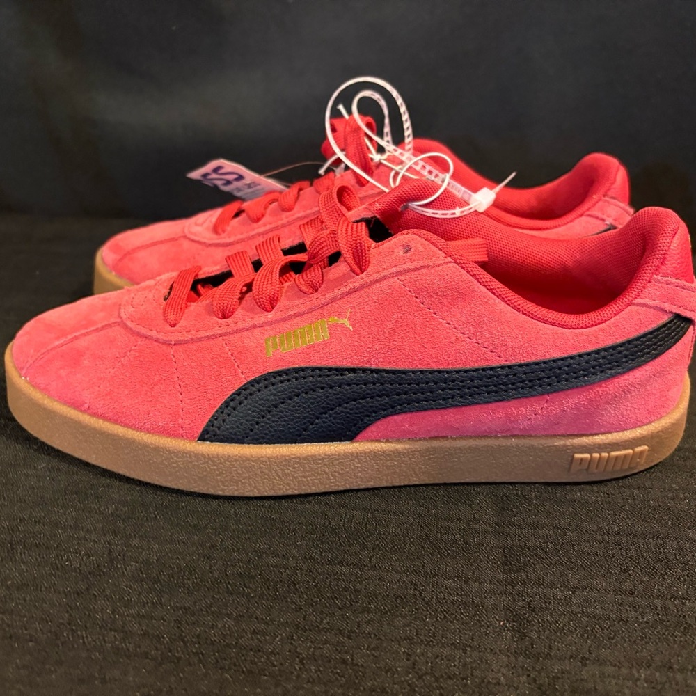 Puma Club II Era Red Suede Size 5 1/2 Youth